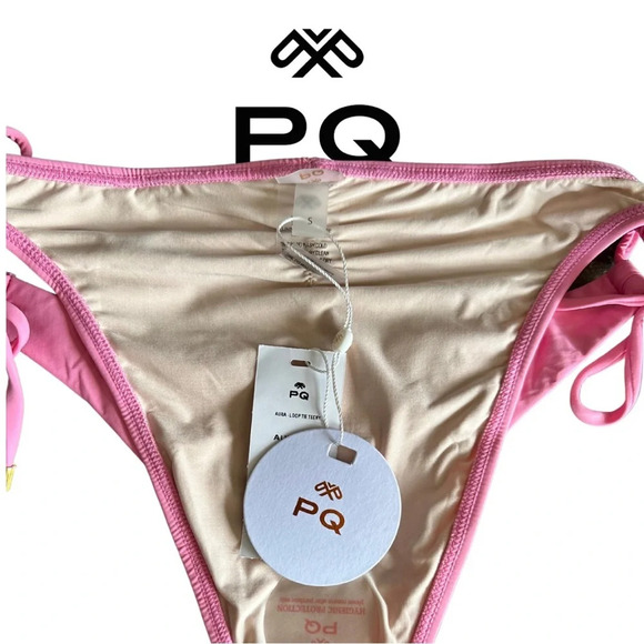 🛍️3/$40 PQ Luxury Swimwear Bubble Gum Pink Swimsuit Bottom Back Shirring Small - Picture 4 of 6